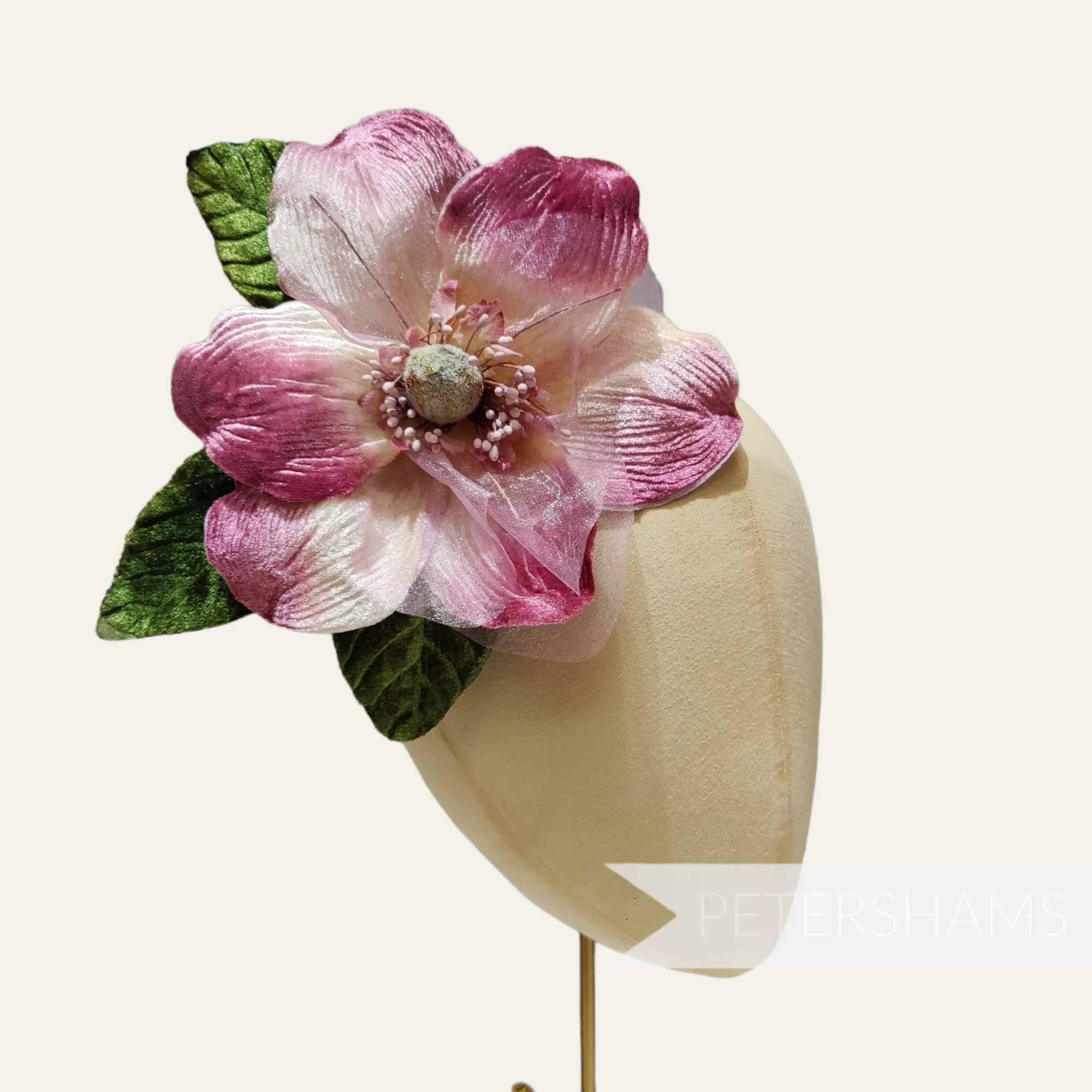 'Galilea' Large 18cm Velvet Magnolia Flower