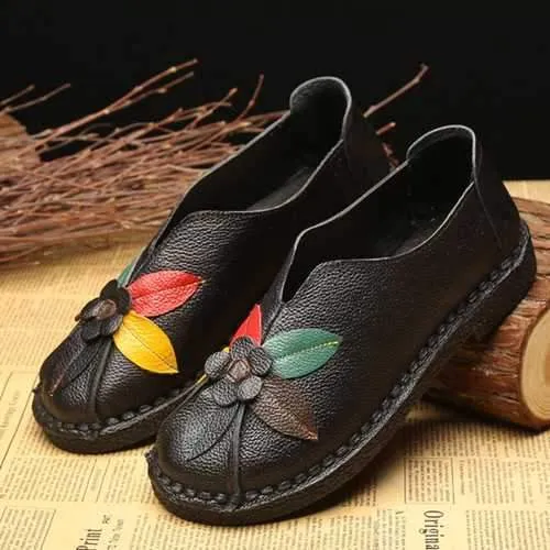 SOCOFY Retro Soft Sole Flower Flat Loafers