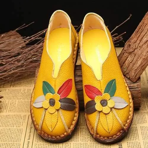 SOCOFY Retro Soft Sole Flower Flat Loafers